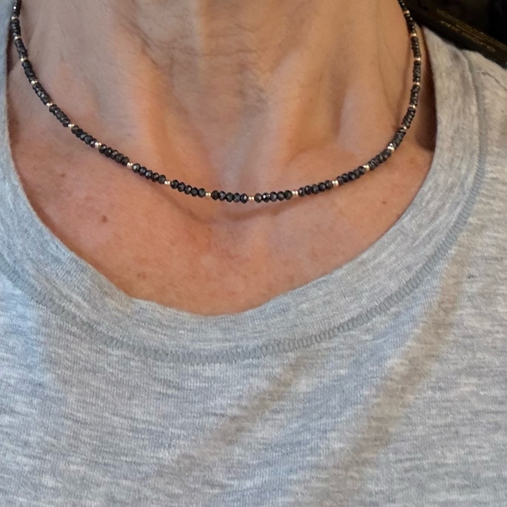 Elegant 14K Gold and Black Spinel Choker Necklace NWT 16” Delicate & Elegant. - Picture 11 of 12